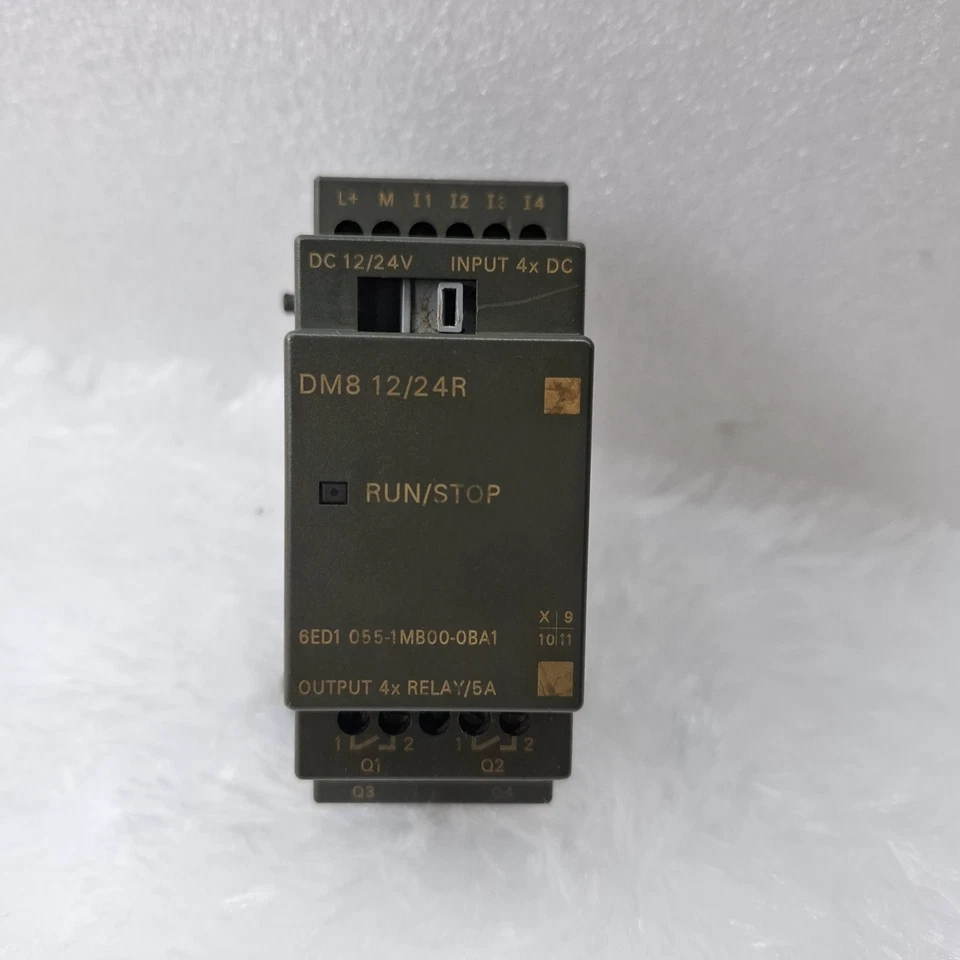 SIEMENS 6ED1055-1MB00-0BA1 LOGO! DM8 12/24R Expansion Module 6ED10551MB000BA1